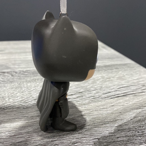 Hallmark | Funko Pop!: Batman (2022) - Tree Ornament - Picture 9 of 12